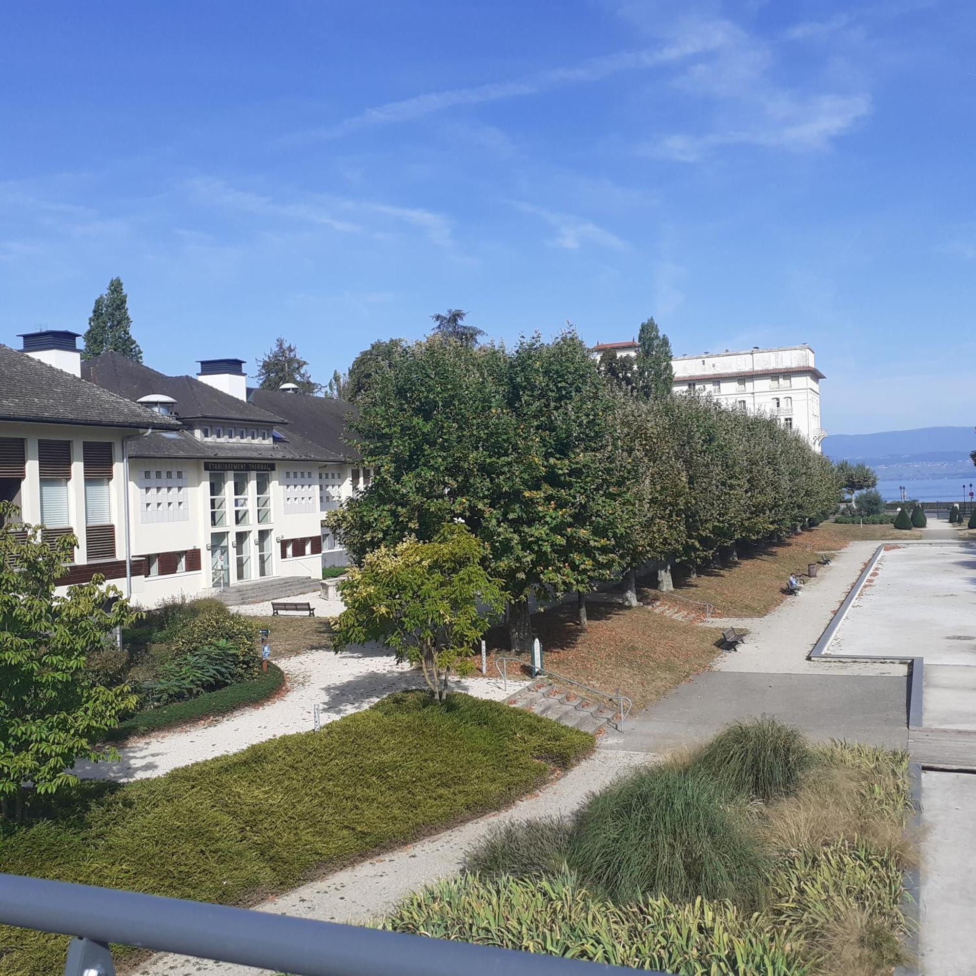 Charmant Appartement A 150 M Des Thermes Et Du Centre Ville Thonon-les-Bains Luaran gambar